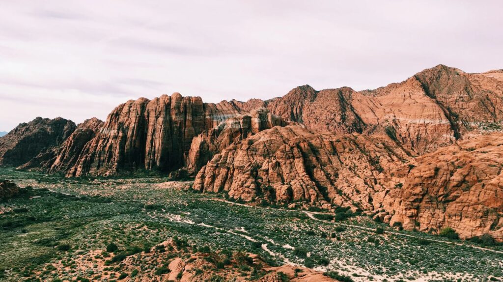 Snow Canyon State Park: A Hidden Red Rock Oasis in Utah Snow Canyon State Park: A Hidden Red Rock Oasis in Utah